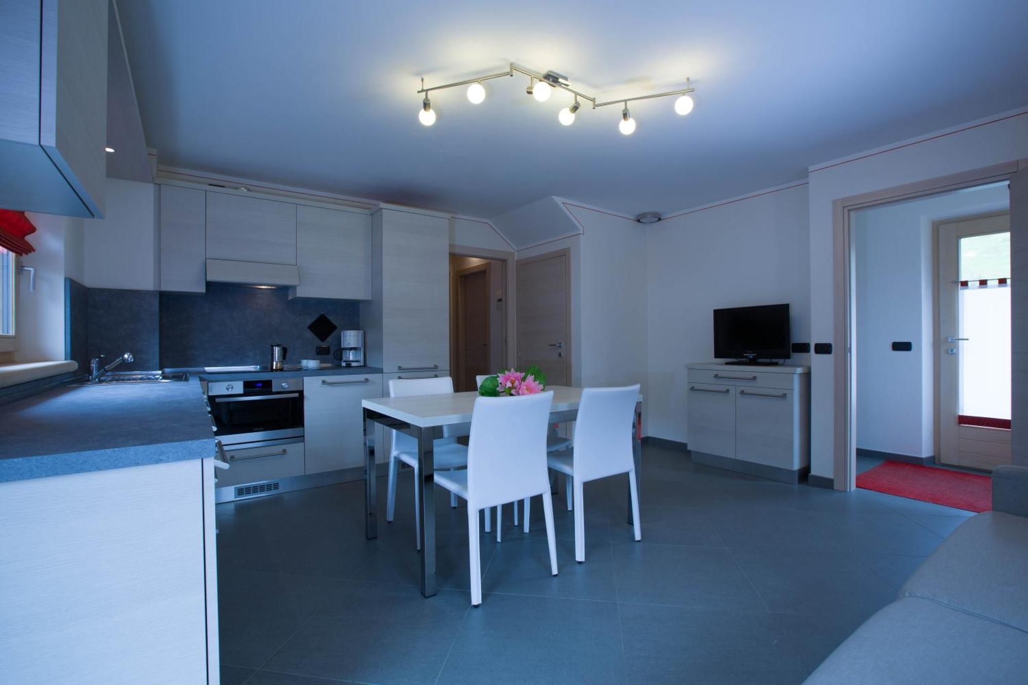 Al Camanel Apartment Livigno Exterior photo